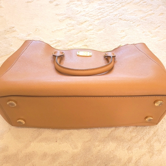 Michael Kors Kellen Crossbody Satchel in Tan - Picture 3 of 6